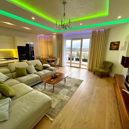 Queen'S Luxury Apartments Lake Tirana Exterior foto
