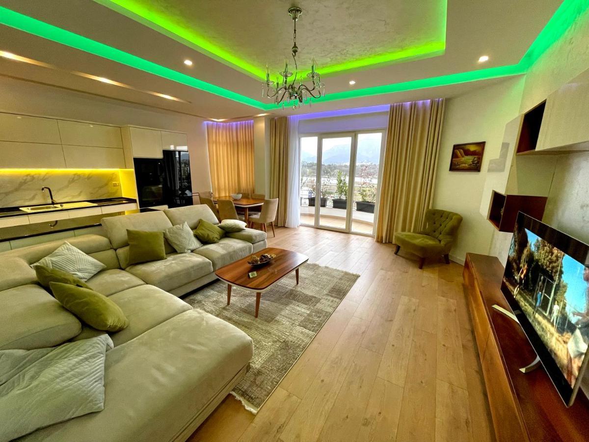 Queen'S Luxury Apartments Lake Tirana Exterior foto